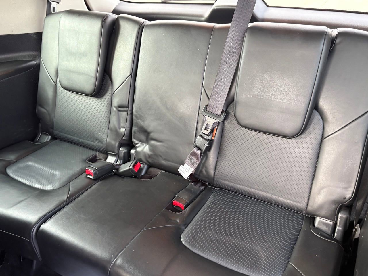 Used 2022 Nissan Armada Platinum w/ Captain's Chairs Package image 47