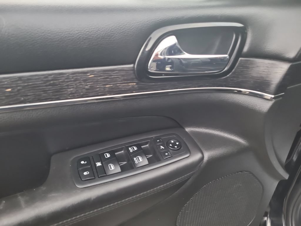 Used 2019 Jeep Grand Cherokee High Altitude AWD/4WD image 18