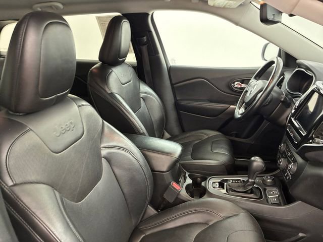 Used 2020 Jeep Cherokee Limited AWD/4WD image 16