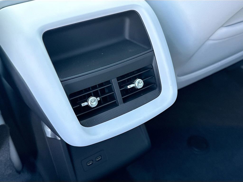 New 2025 Cadillac Lyriq Sport image 26