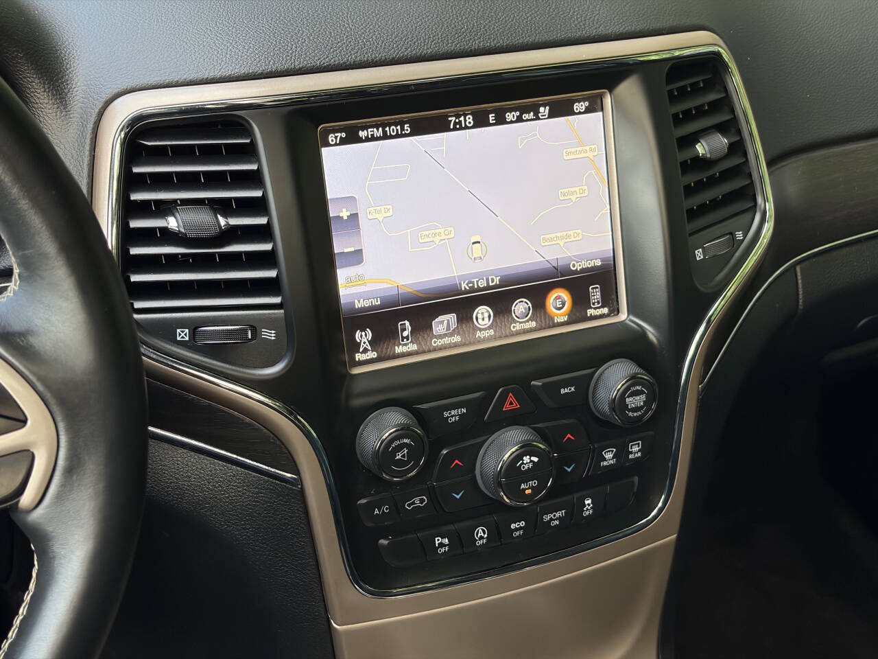 Used 2017 Jeep Grand Cherokee Limited w/ Luxury Group II AWD/4WD image 35