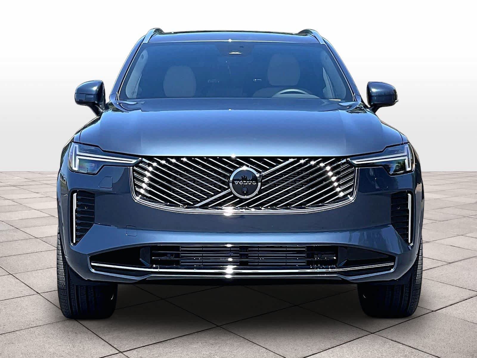 New 2026 Volvo XC90 T8 Plus w/ Protection Package AWD/4WD image 5