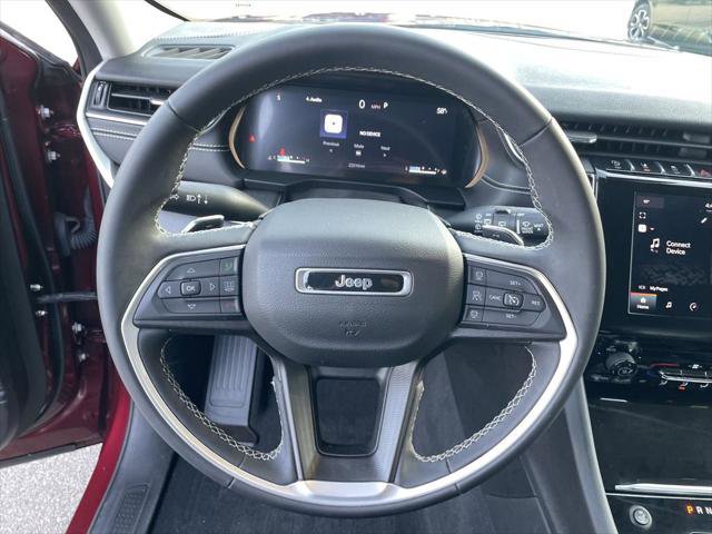 Certified 2023 Jeep Grand Cherokee Laredo image 16