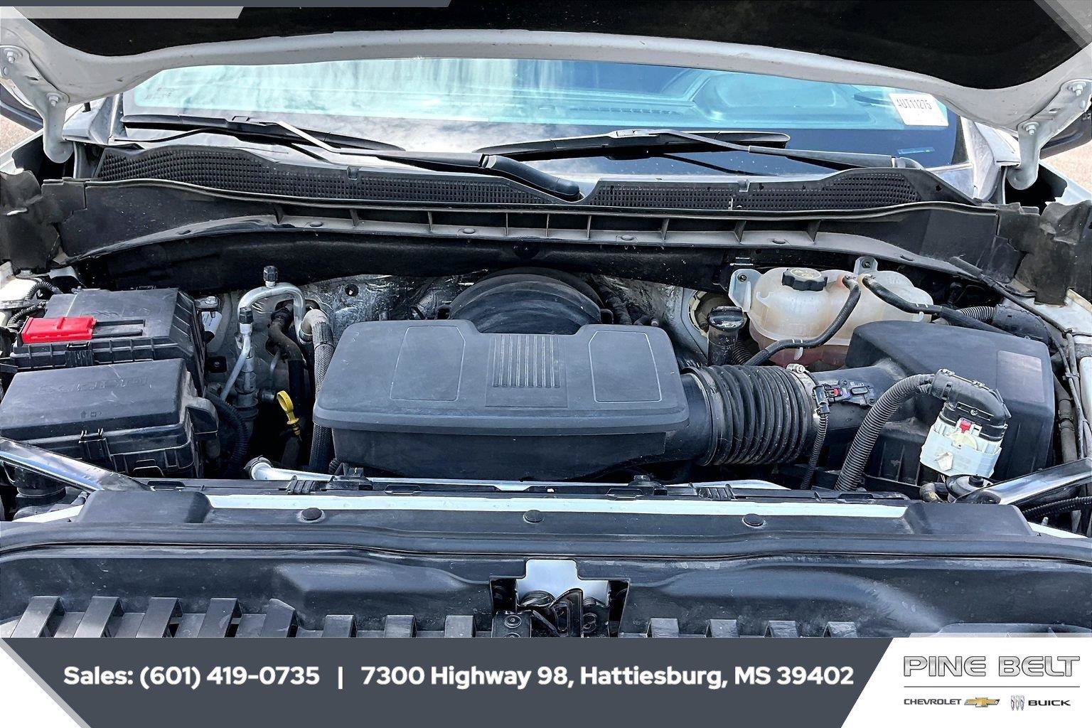 Used 2023 Chevrolet Silverado 1500 LT Trail Boss w/ Protection Package AWD/4WD image 9