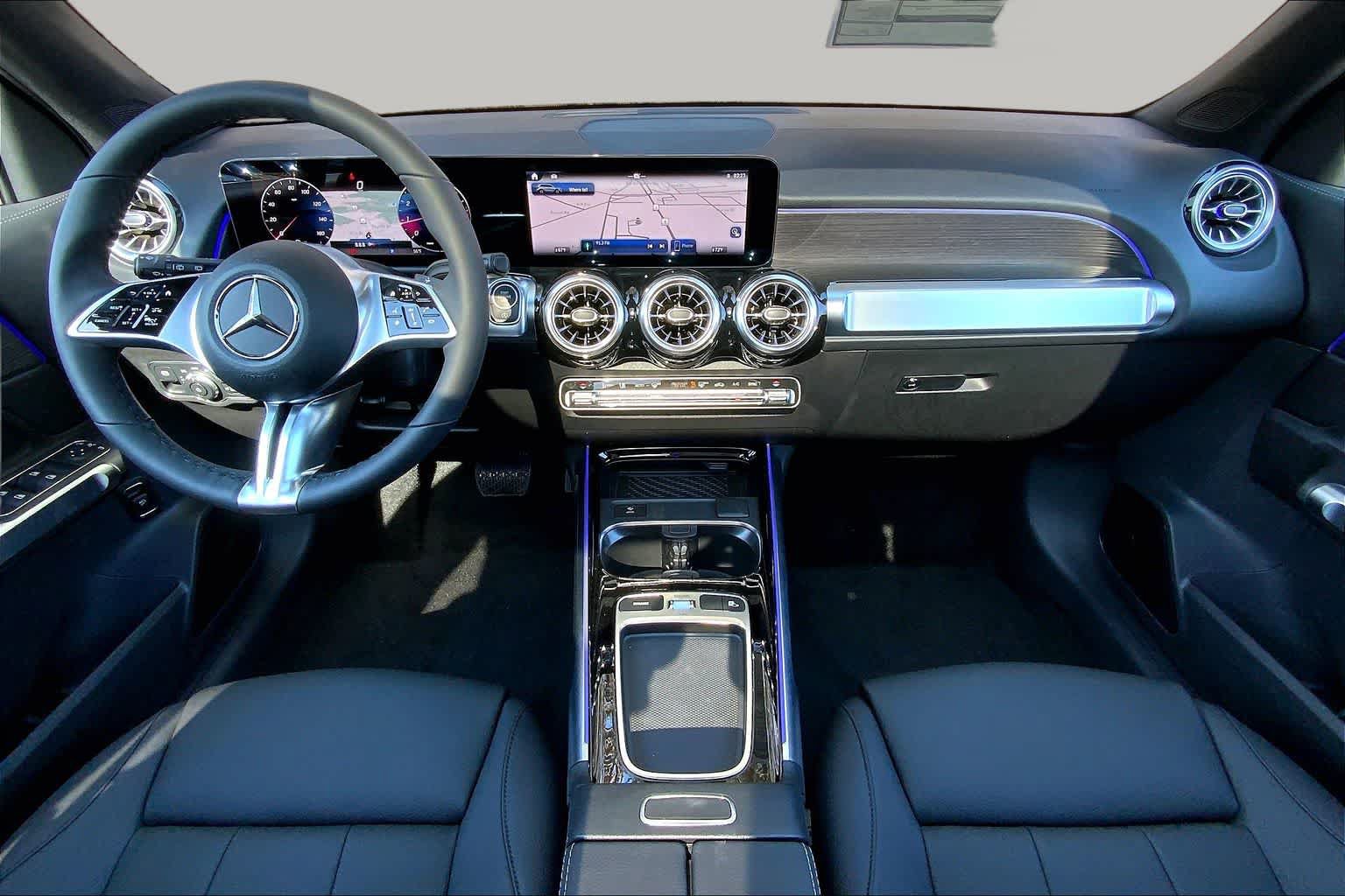 New 2026 Mercedes-Benz GLB 250 4MATIC image 5