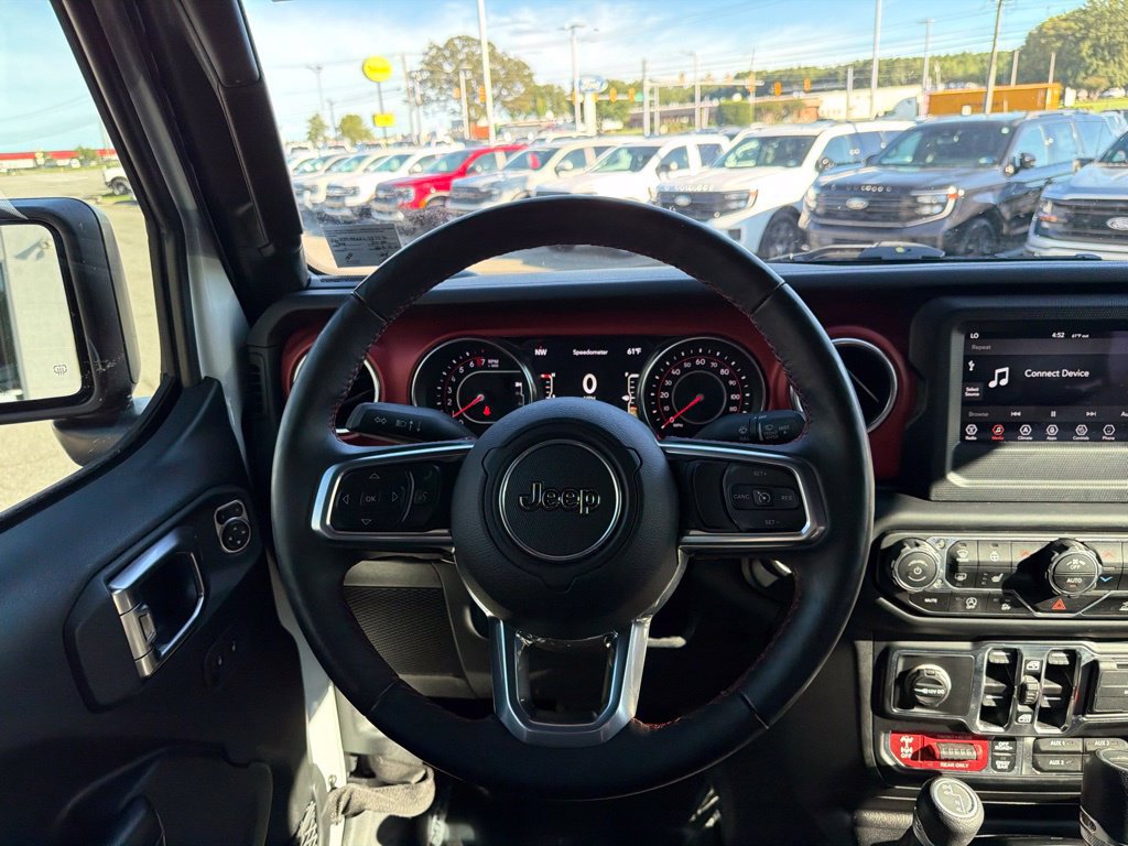 Used 2020 Jeep Gladiator Rubicon w/ Cold Weather Group AWD/4WD image 29