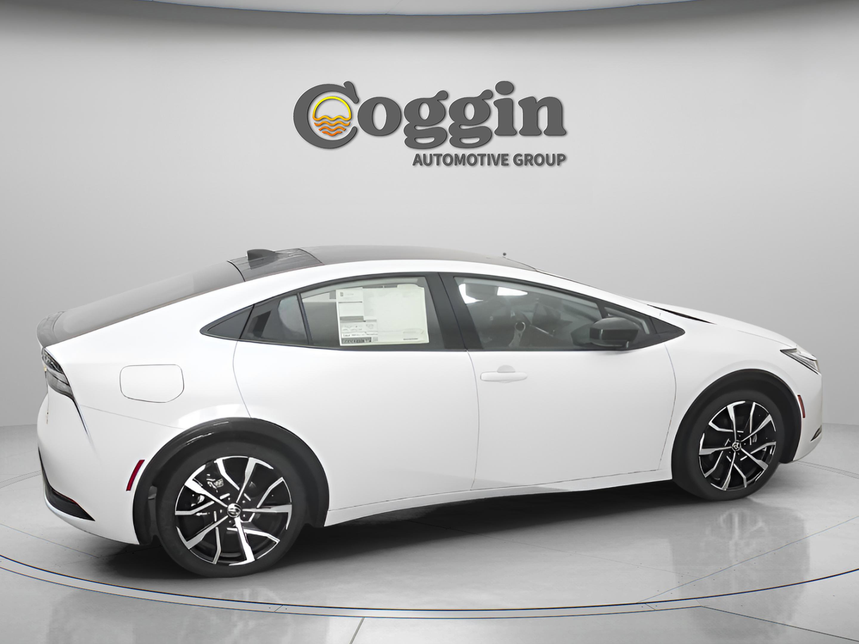 New 2026 Toyota Prius Plug-In Hybrid FWD image 21
