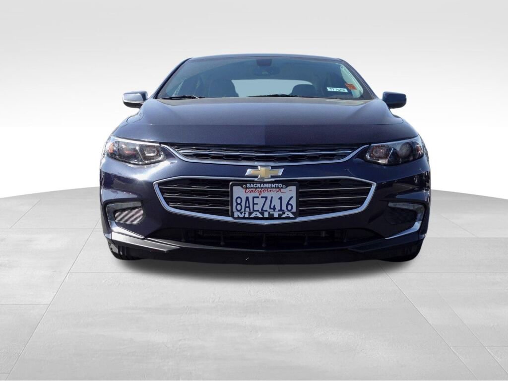 Used 2017 Chevrolet Malibu LT image 9