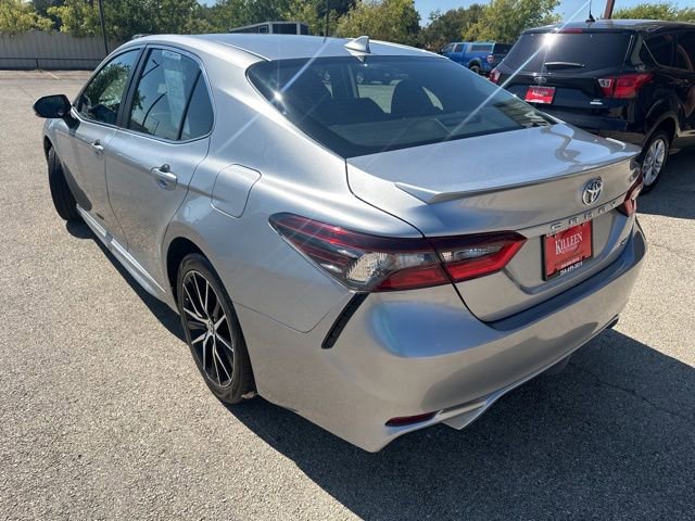 Used 2023 Toyota Camry SE image 11