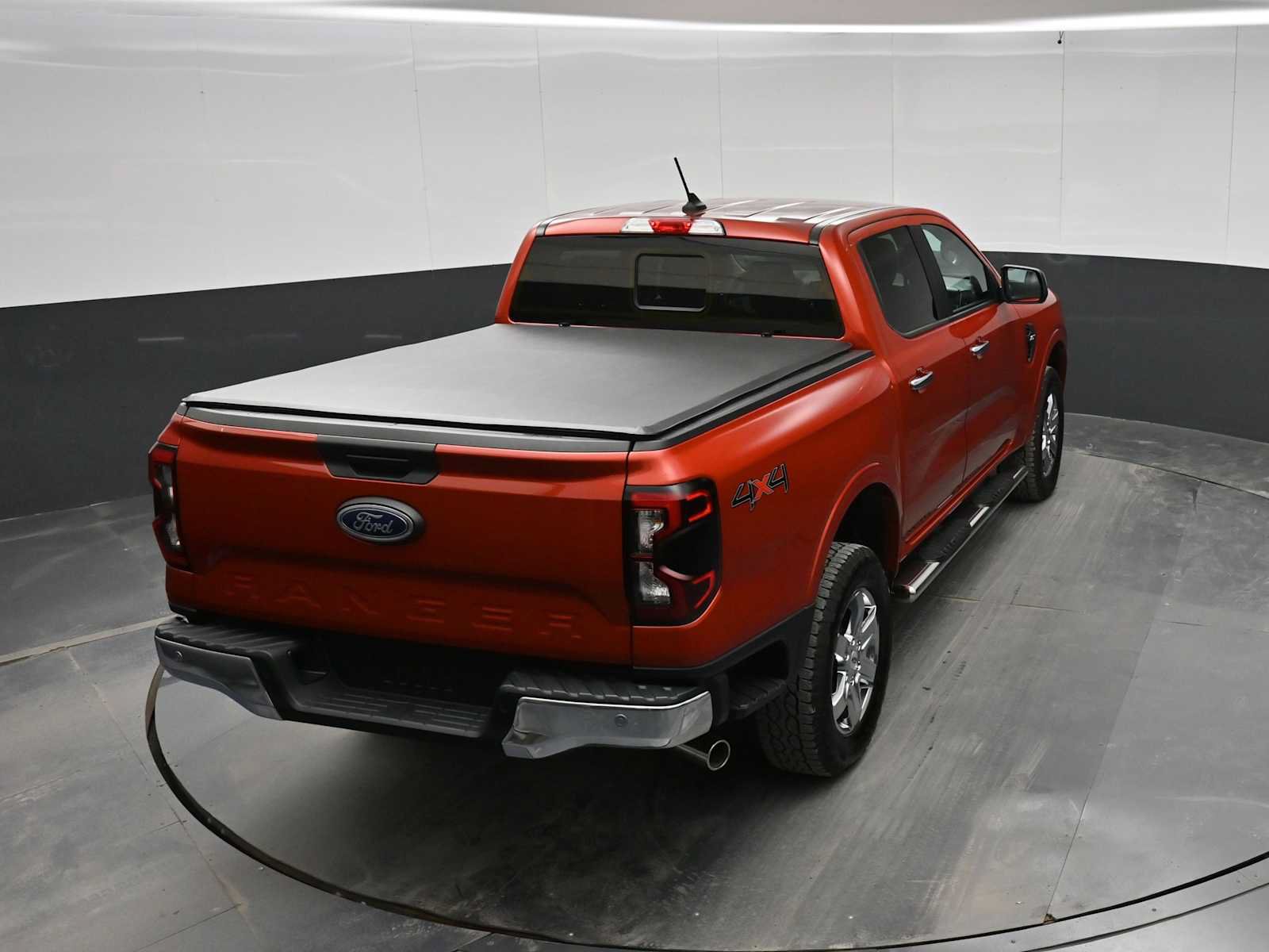 Used 2024 Ford Ranger XLT w/ Equipment Group 301A High AWD/4WD image 32