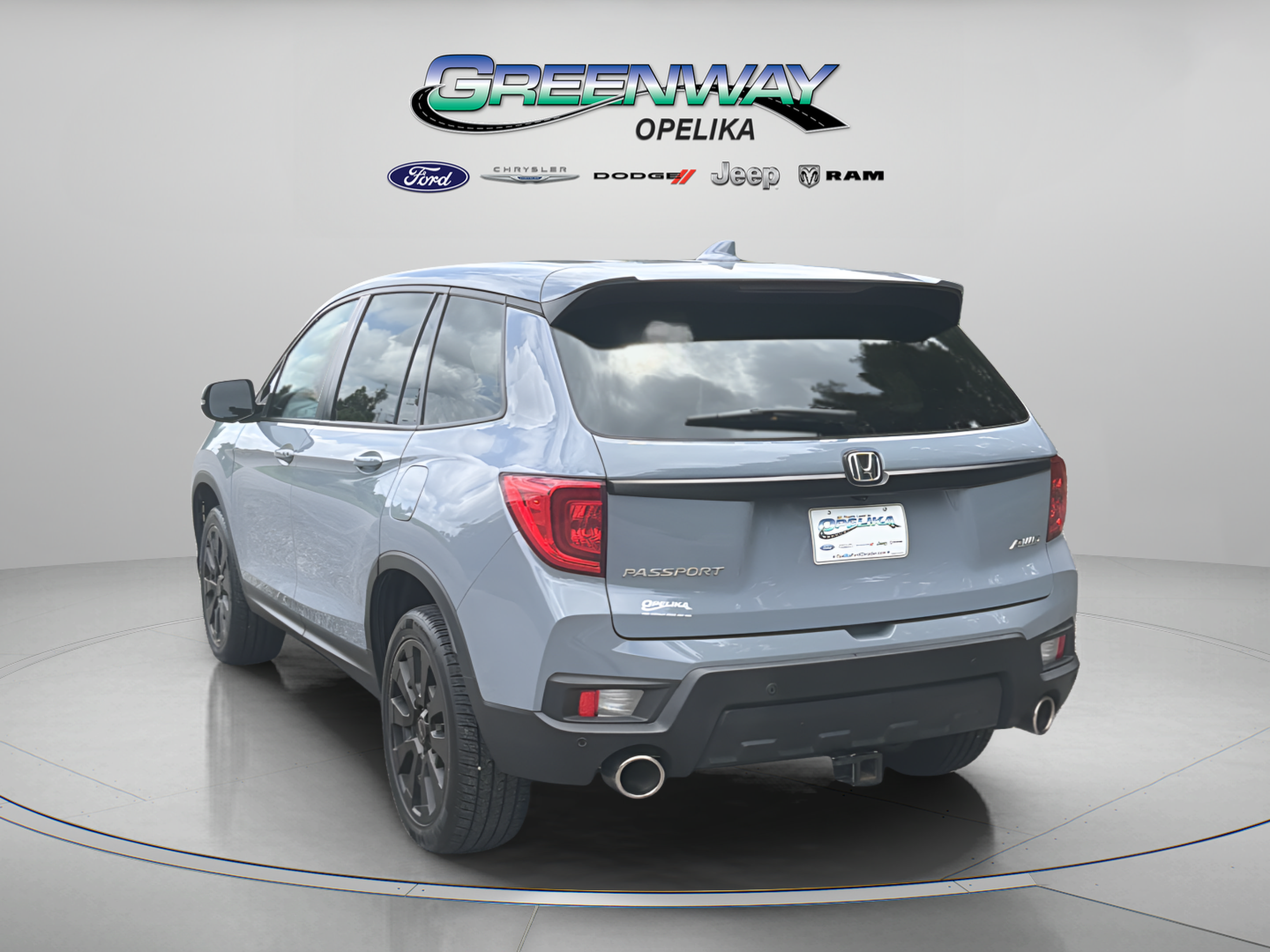 Used 2023 Honda Passport EX-L image 5