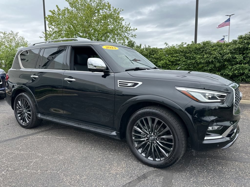 Certified 2023 INFINITI QX80 Sensory w/ Cargo Package AWD/4WD image 17