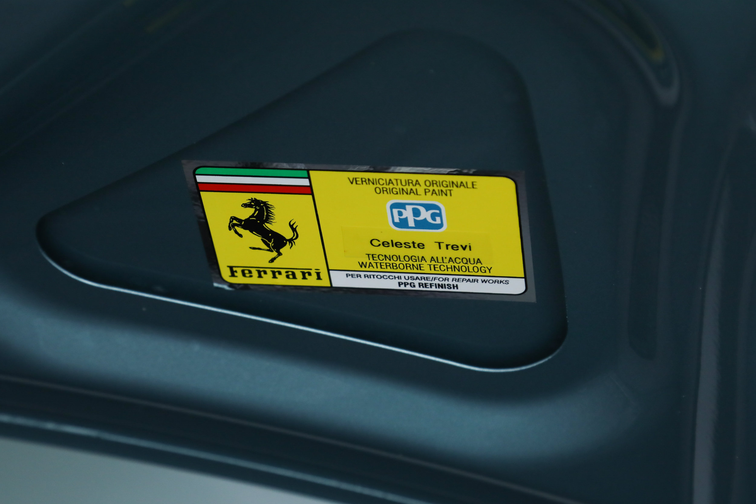 Certified 2025 Ferrari Roma Spider RWD image 38