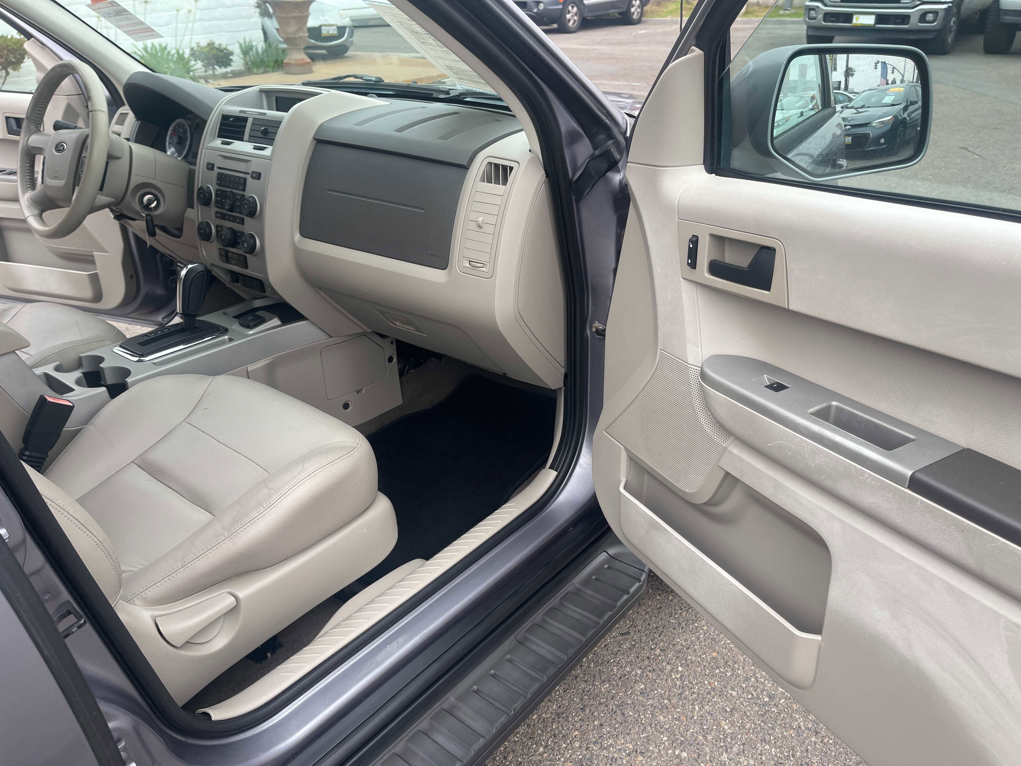 Used 2008 Ford Escape 2WD Hybrid image 15