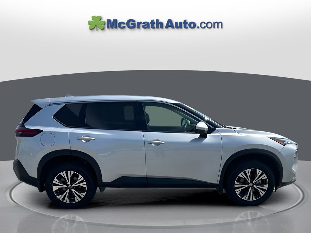Used 2021 Nissan Rogue SV image 10