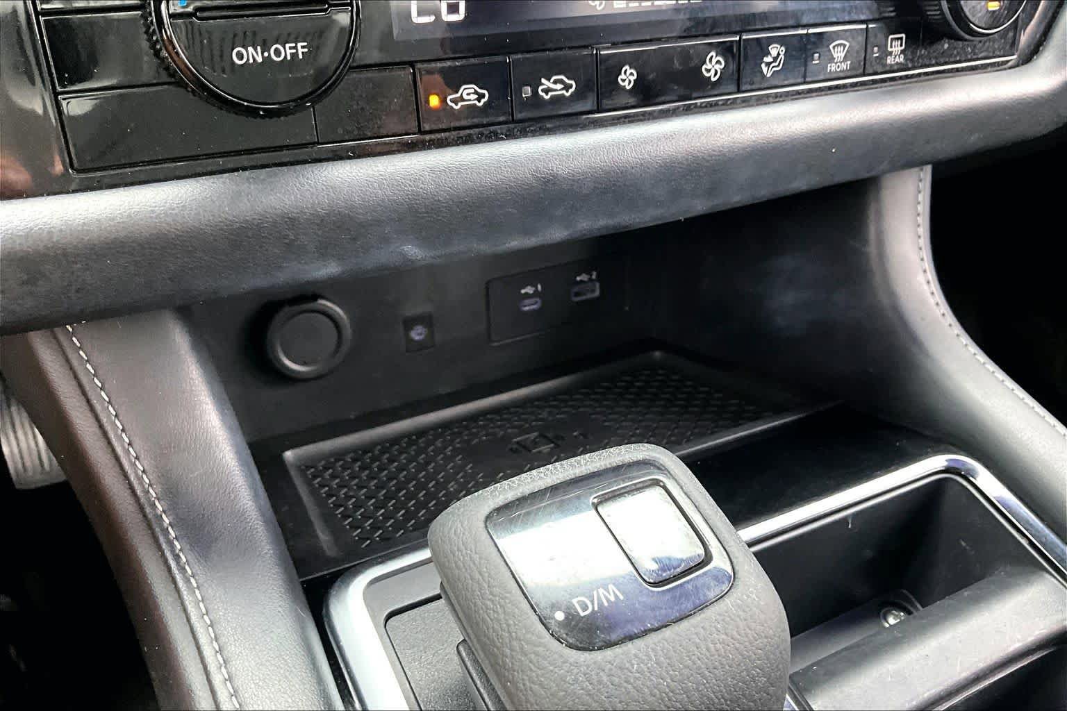 Used 2023 Nissan Pathfinder SL FWD image 31