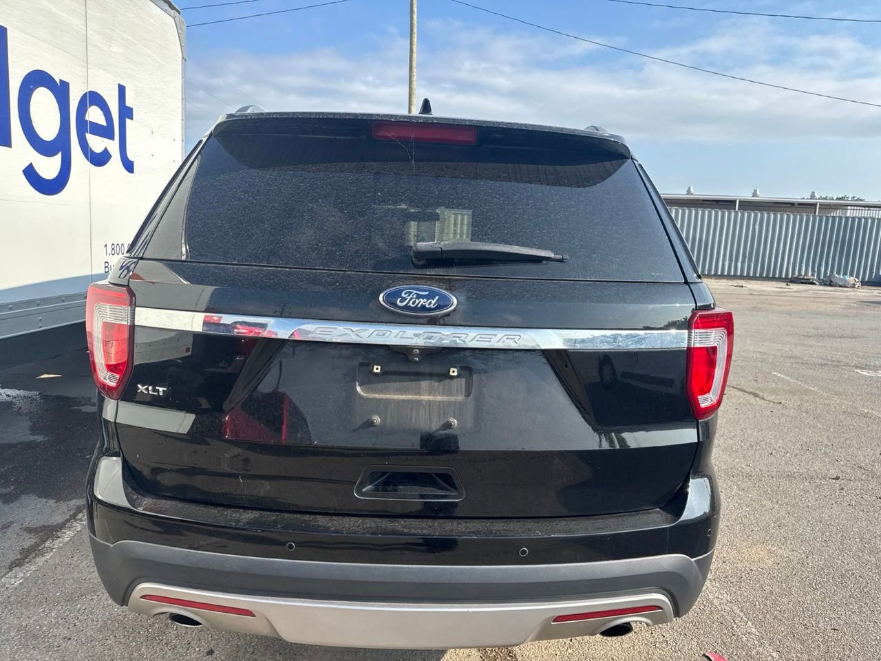 Used 2017 Ford Explorer XLT w/ Equipment Group 202A FWD image 7