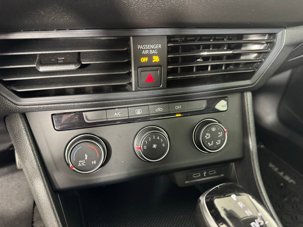 Used 2022 Volkswagen Jetta S image 16