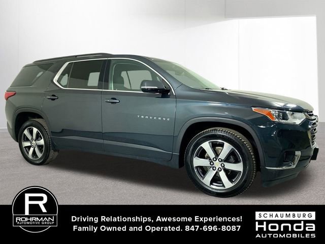 Used 2019 Chevrolet Traverse LT w/ LT Premium Package image 3