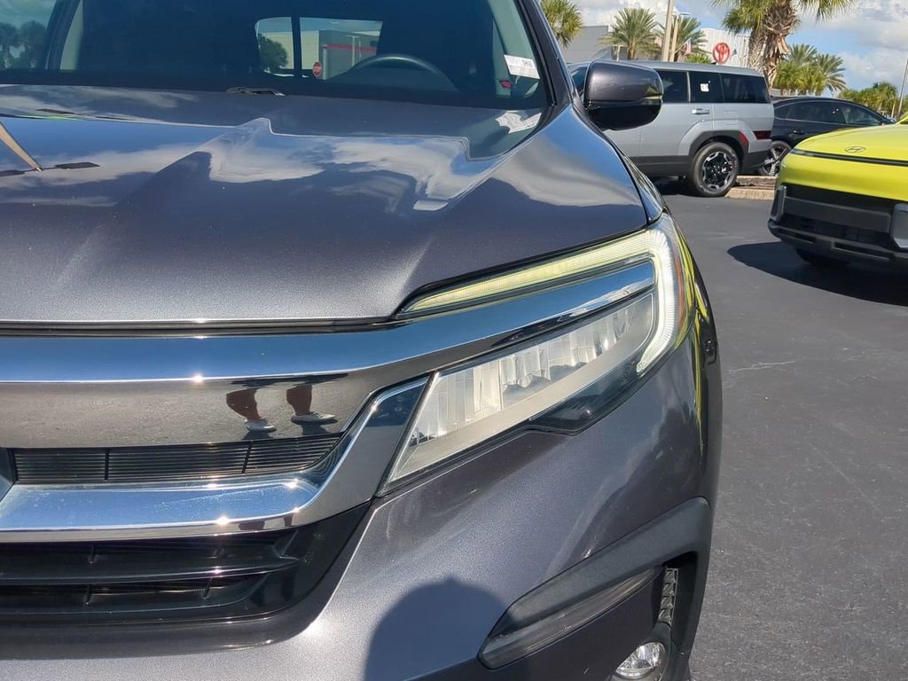 Used 2021 Honda Pilot Touring image 18