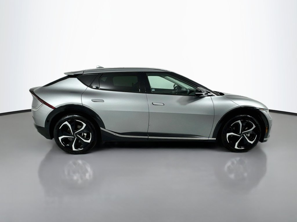 Used 2022 Kia EV6 GT-Line w/ First Edition Package AWD/4WD image 9