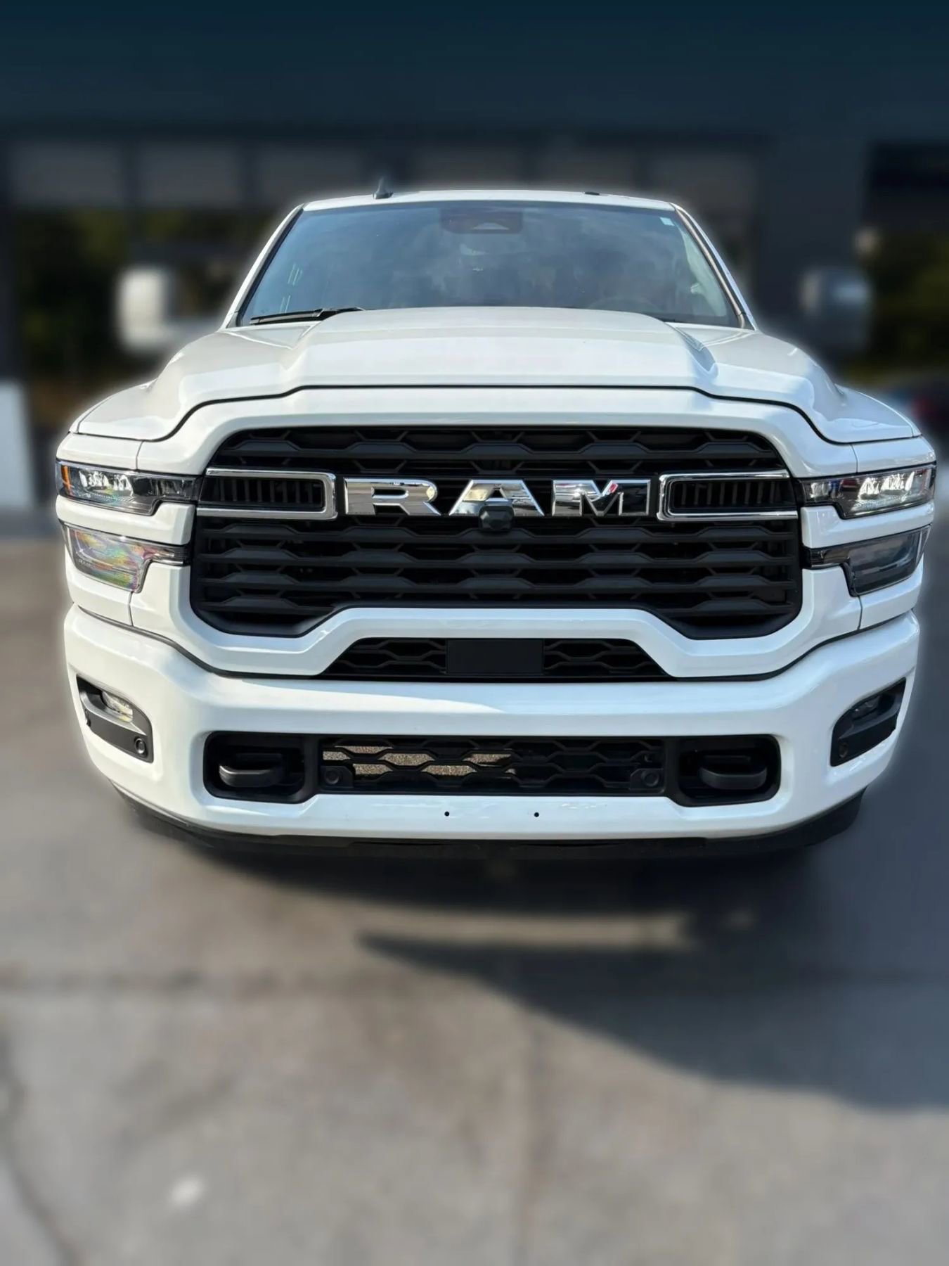 Used 2025 RAM 2500 Big Horn AWD/4WD image 8