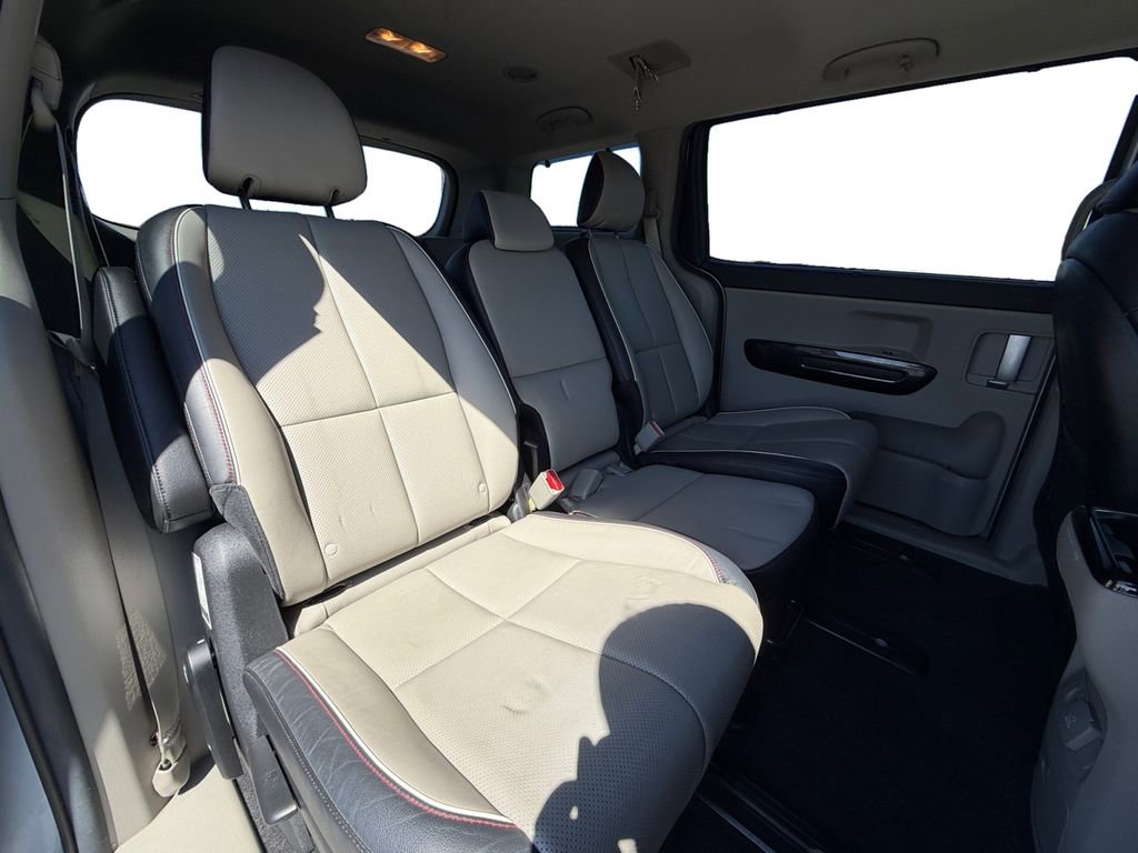 Used 2019 Kia Sedona EX w/ EX Premium Package image 18