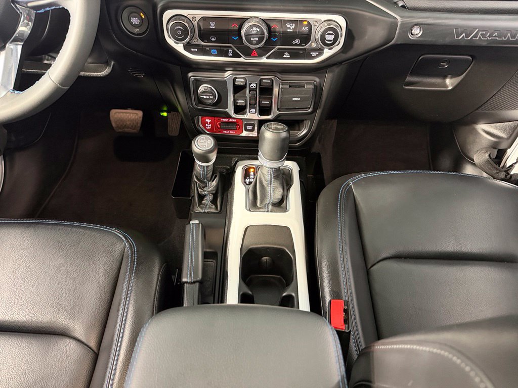 Used 2023 Jeep Wrangler Unlimited Rubicon 4xe AWD/4WD image 16