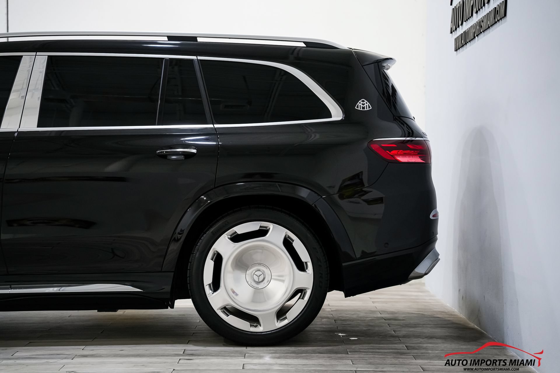 Used 2024 Mercedes-Benz Maybach GLS 600 4MATIC image 15