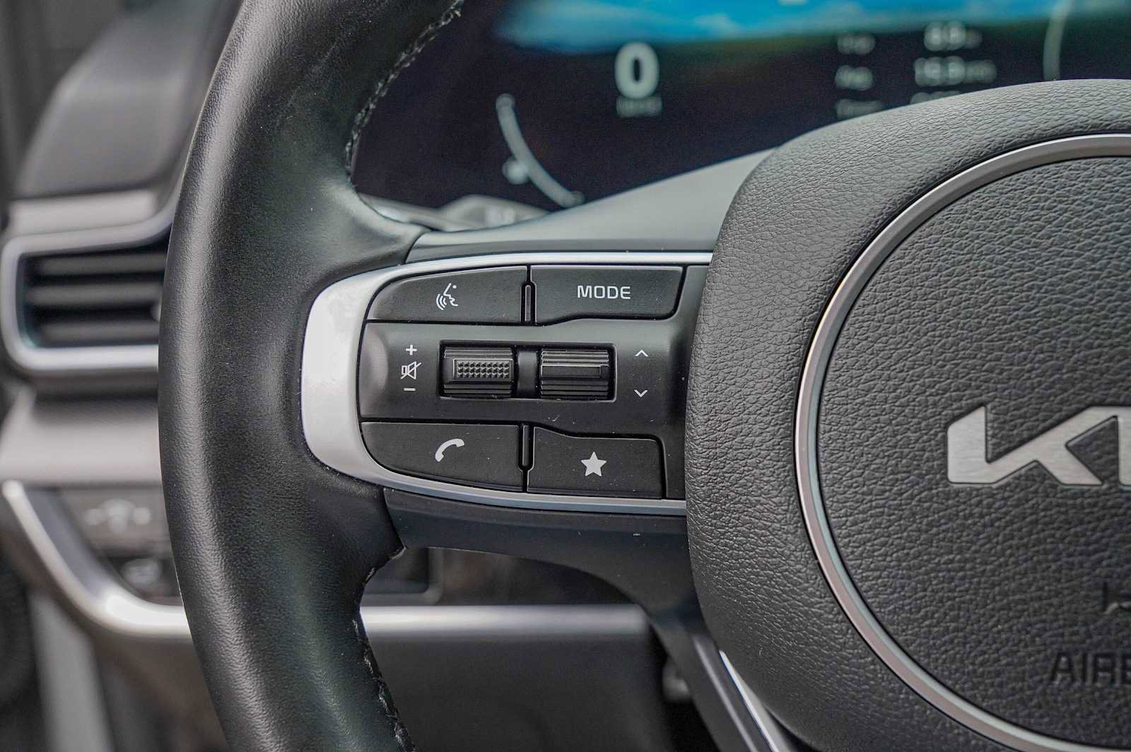 Certified 2023 Kia Sportage SX image 13