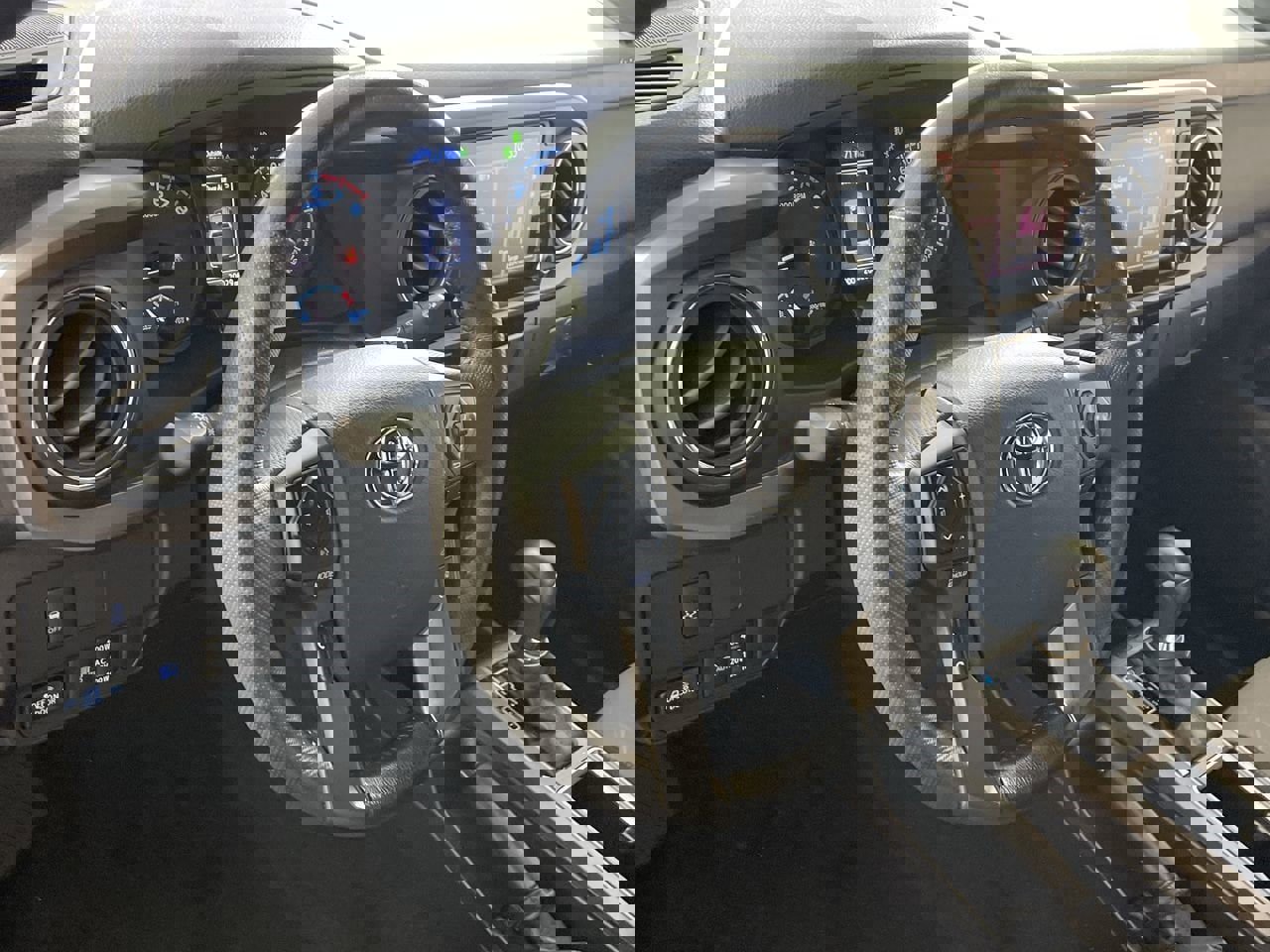 Used 2023 Toyota Tacoma TRD Off-Road image 12