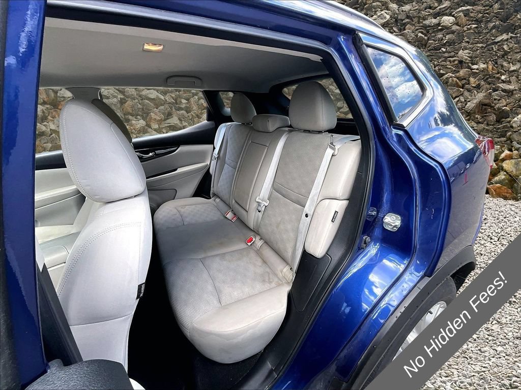 Used 2021 Nissan Rogue Sport SV AWD/4WD image 24