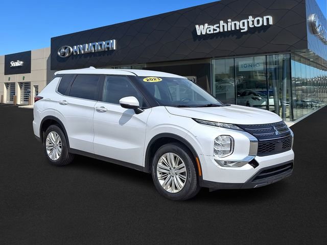 Used 2023 Mitsubishi Outlander ES