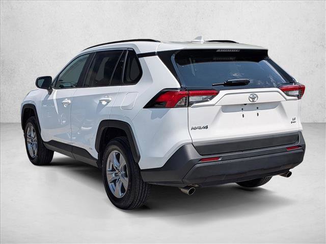 Used 2025 Toyota RAV4 LE AWD/4WD image 8