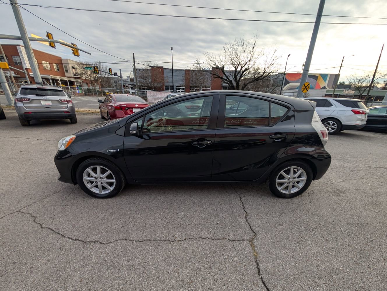 Used 2014 Toyota Prius C Four image 9
