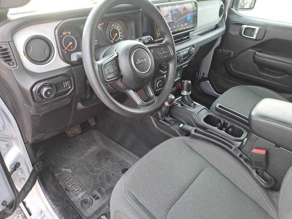 Used 2024 Jeep Wrangler Sport image 17
