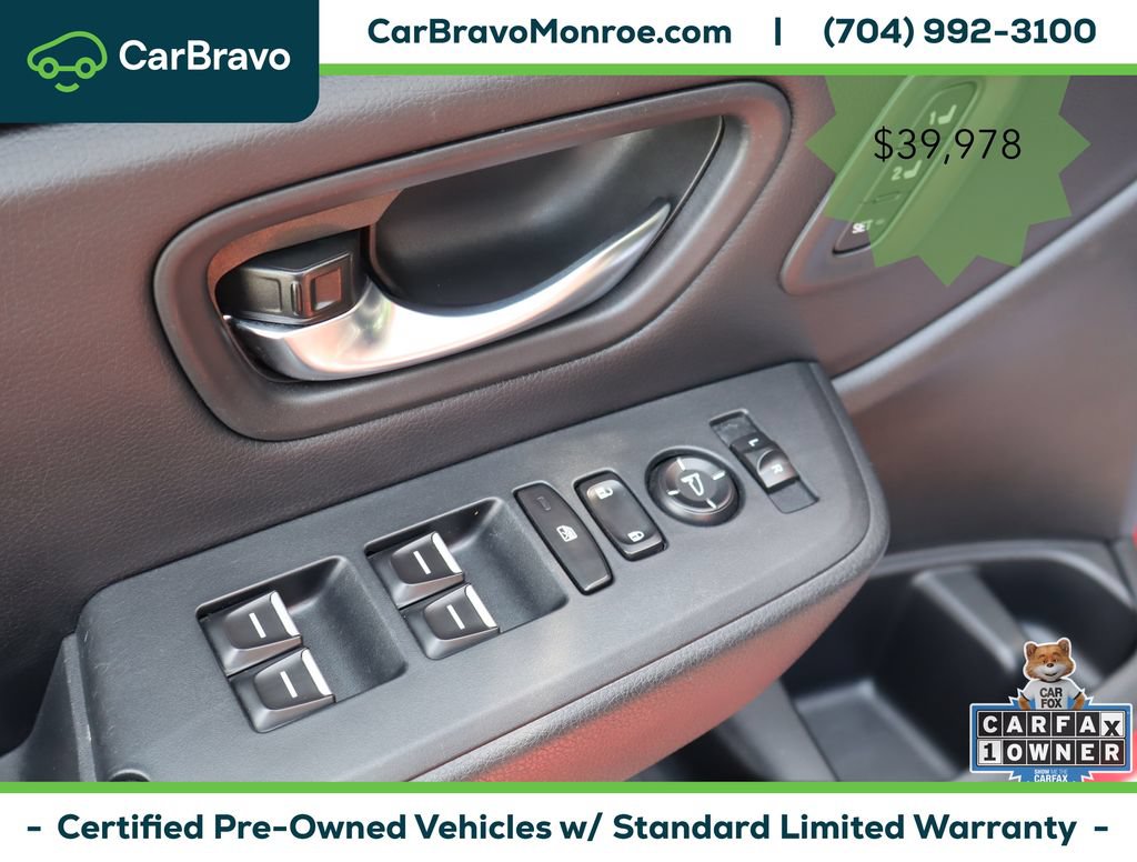 Used 2024 Honda Pilot Touring image 15