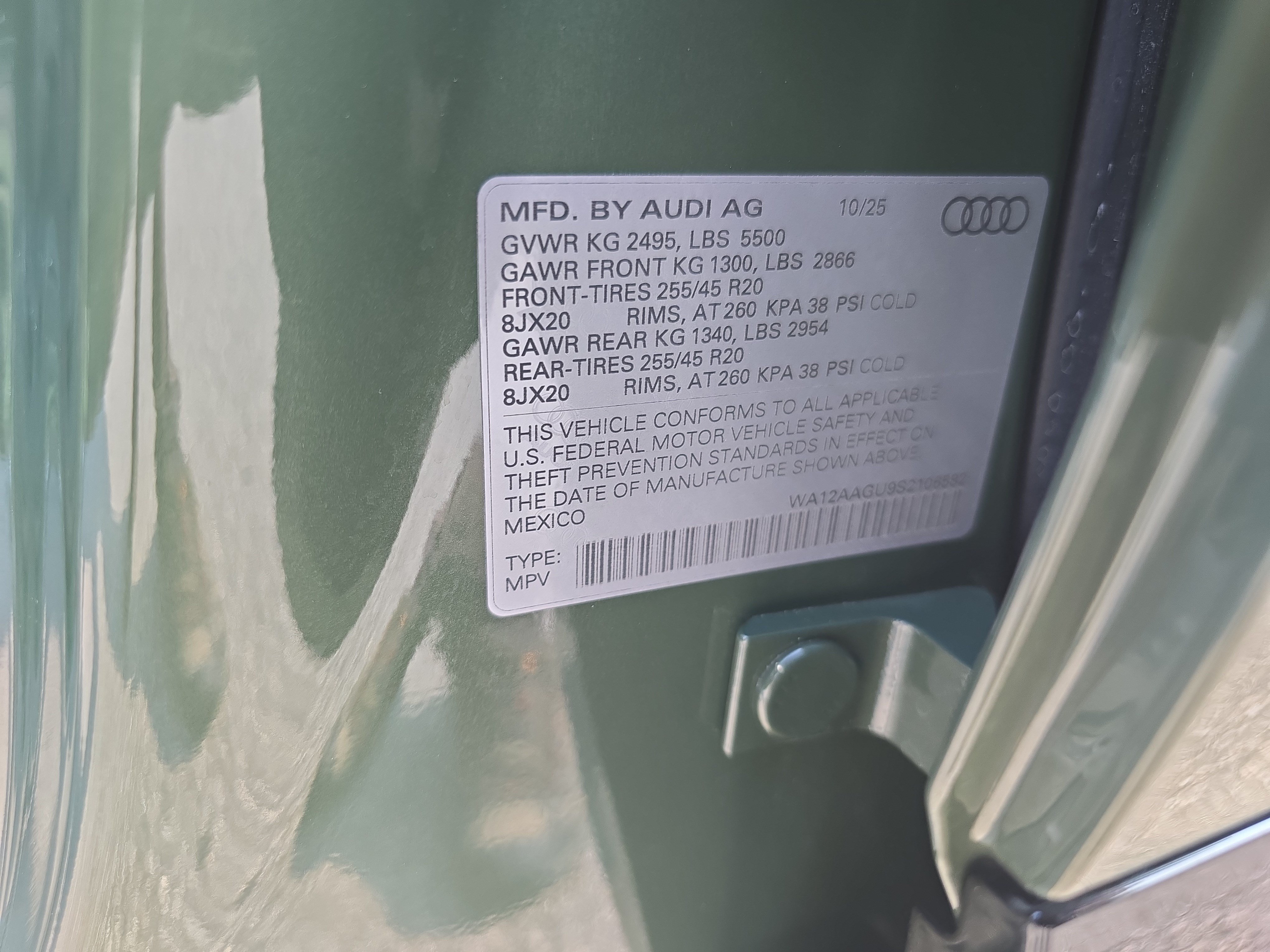 Certified 2025 Audi Q5 Premium AWD/4WD image 32