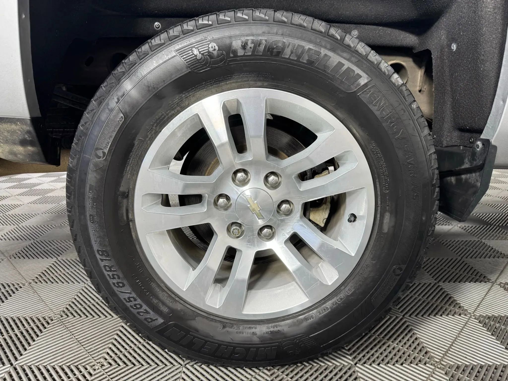 Used 2019 Chevrolet Silverado 1500 LT w/ Texas Edition RWD image 41