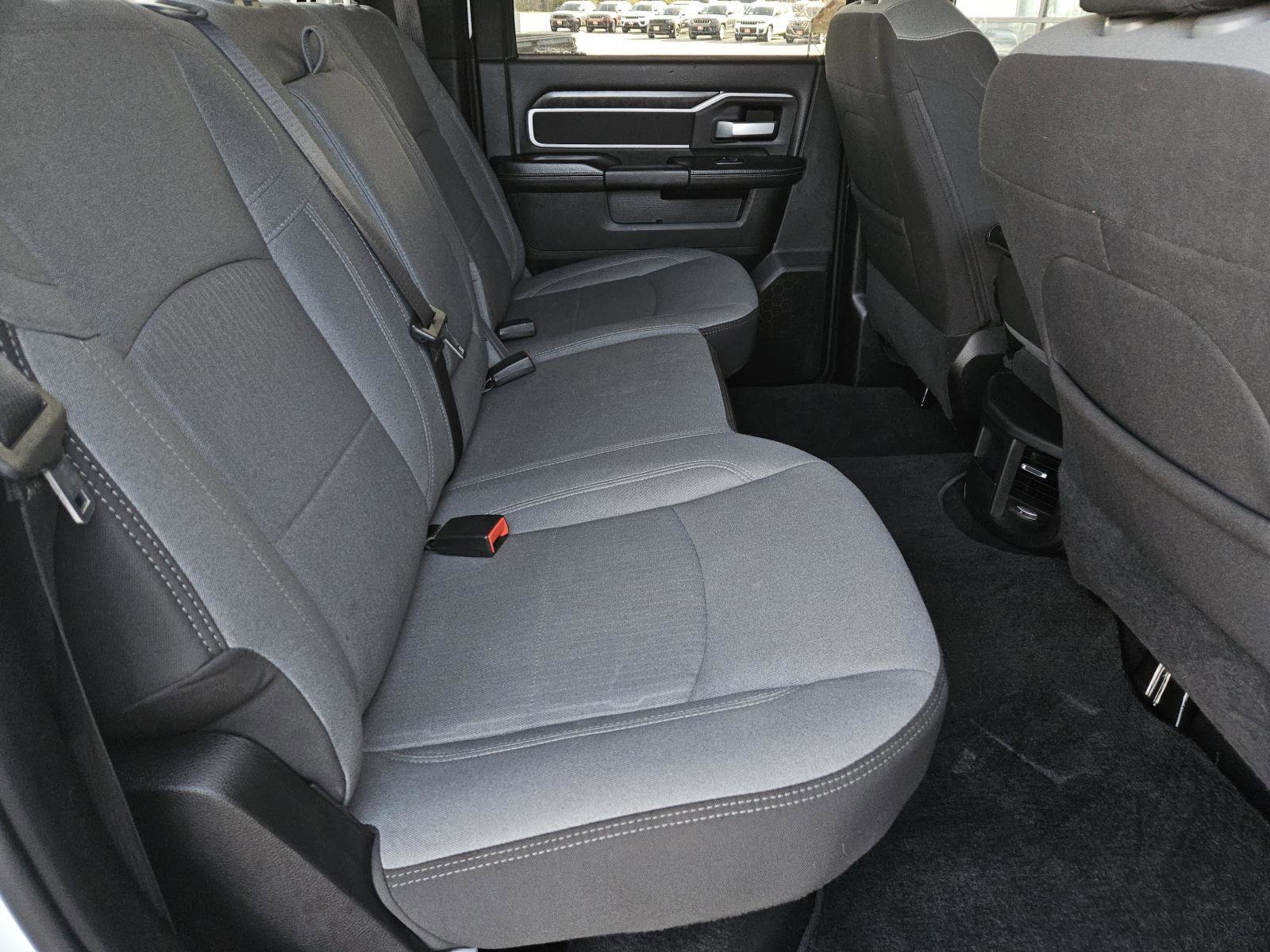 Used 2024 RAM 3500 Big Horn image 35