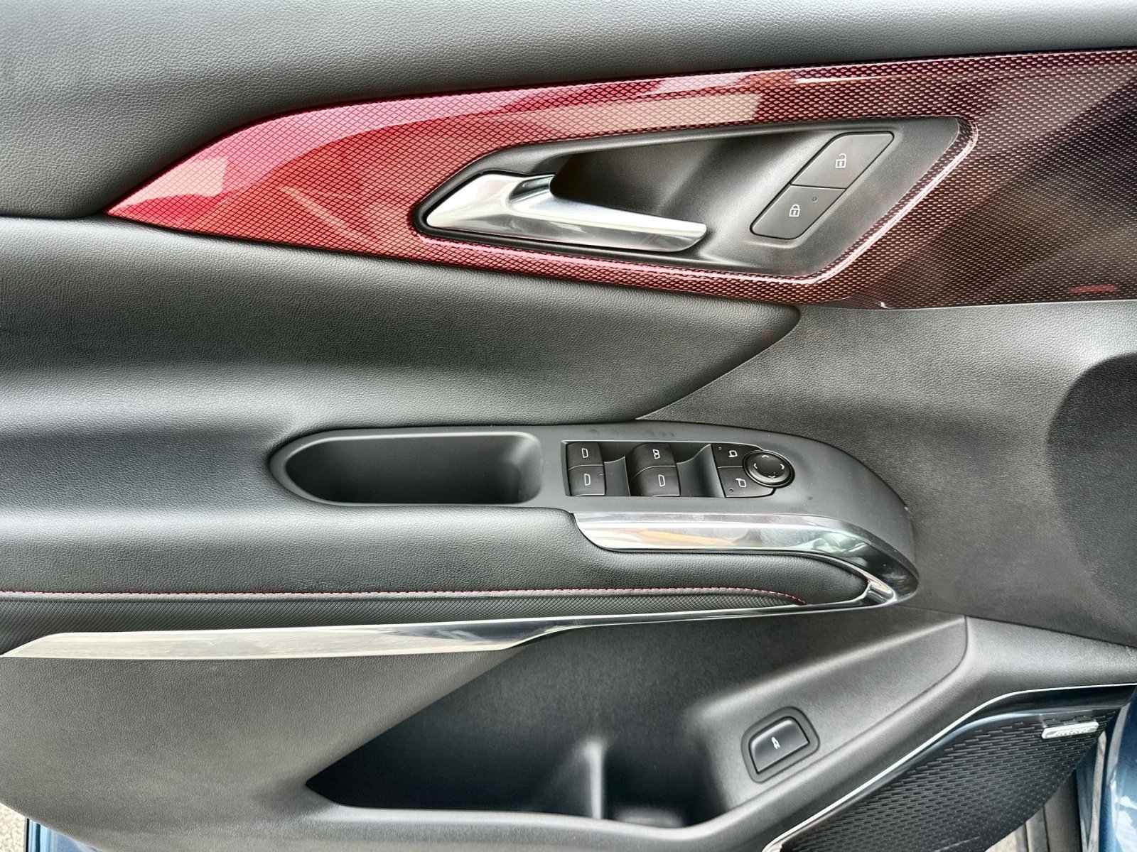 New 2025 Chevrolet Traverse Z71 w/ Enhanced Driving Package image 15