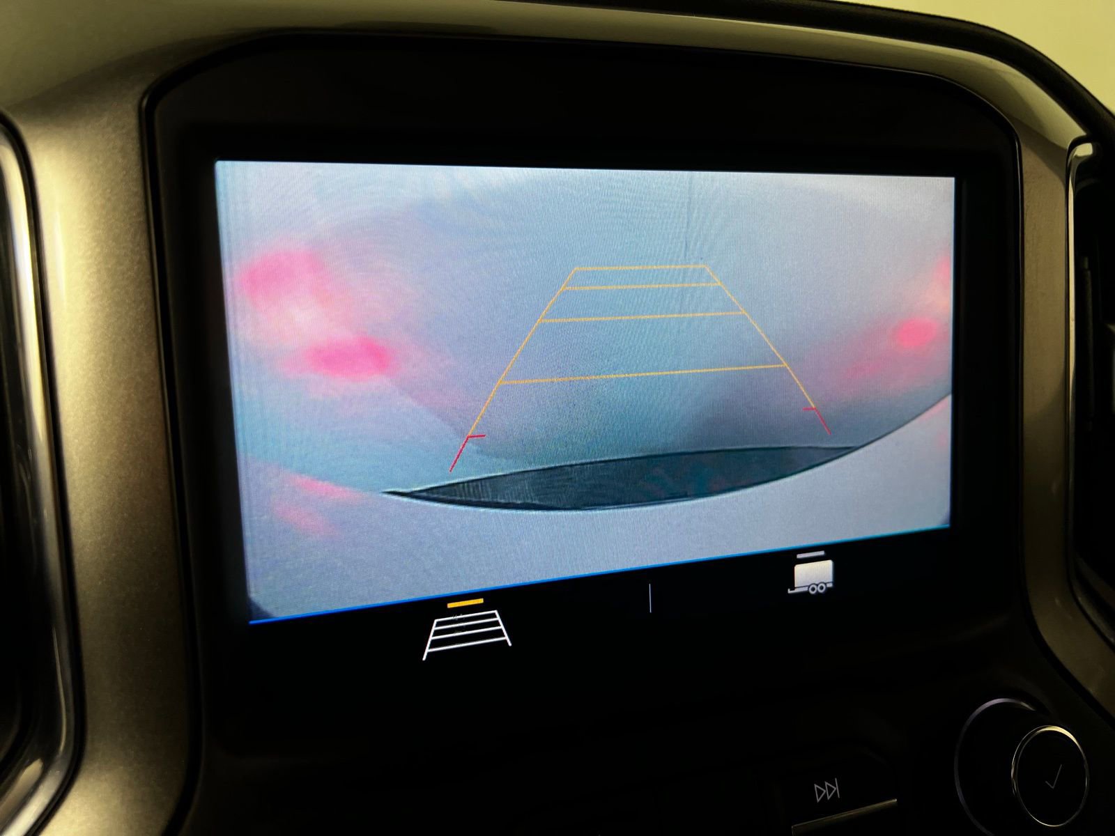 Used 2020 Chevrolet Silverado 1500 LT w/ All-Star Edition image 19