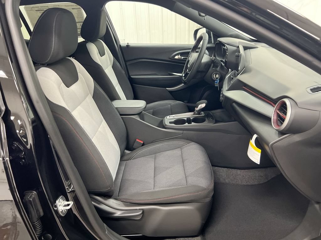 New 2026 Chevrolet Trax RS w/ Driver Confidence Package FWD image 21