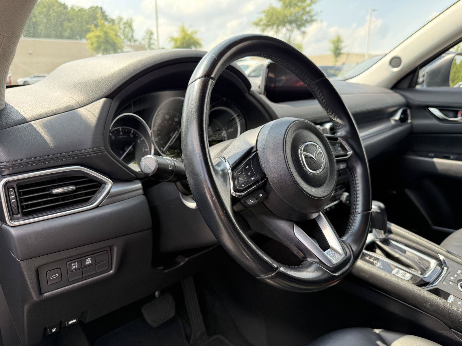 Used 2019 MAZDA CX-5 Touring FWD image 11