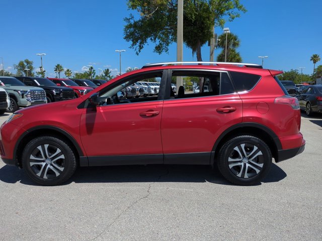 Used 2016 Toyota RAV4 LE FWD image 9