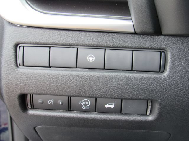 New 2026 Nissan Rogue SV FWD image 26