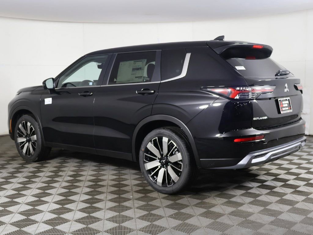 New 2026 Mitsubishi Outlander SE FWD image 9