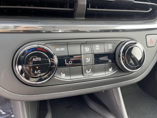 New 2026 Buick Envista Sport Touring w/ Convenience I Package FWD image 18