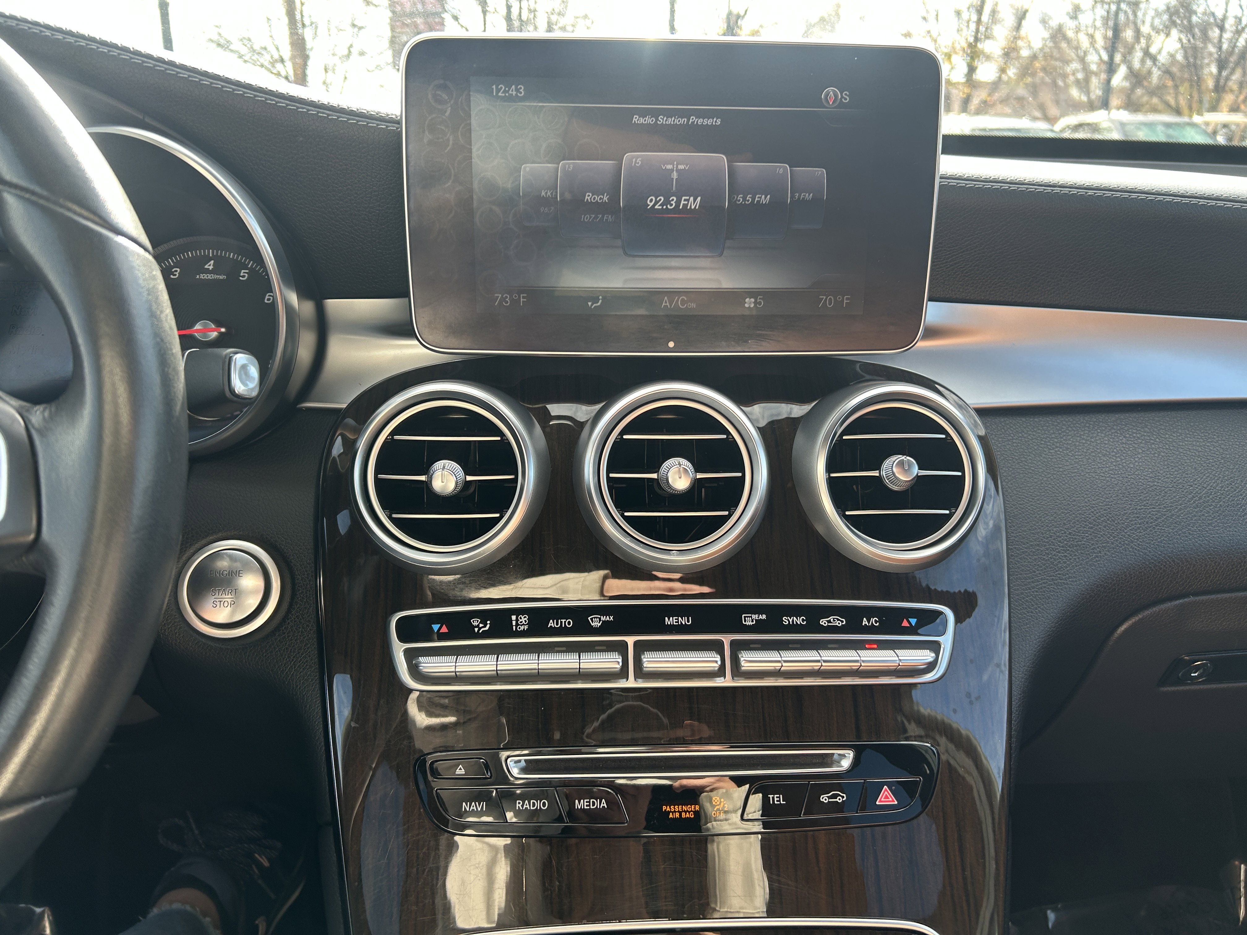 Used 2017 Mercedes-Benz GLC 300 4MATIC image 13