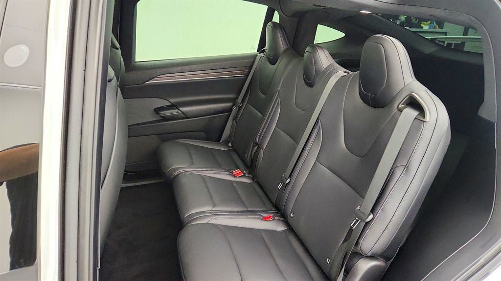 Used 2022 Tesla Model X AWD/4WD image 25